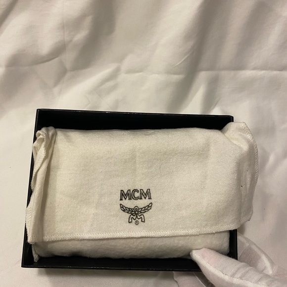 MCM wallet with box in Dad’s bag - Picture 8 of 11